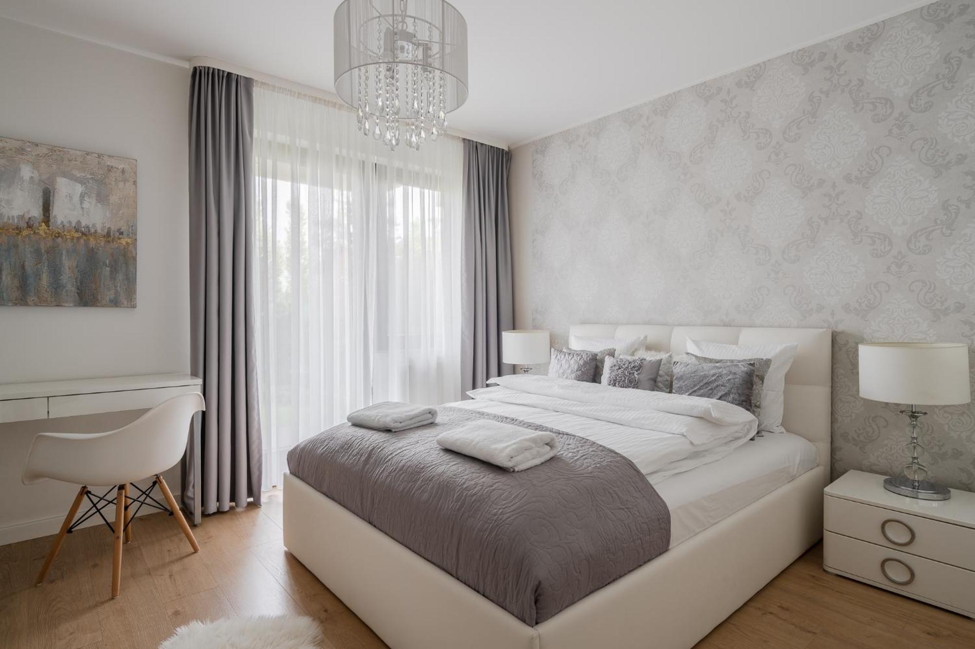 Rentplanet - Apartament Partynice Lejlighed Wrocław Eksteriør billede
